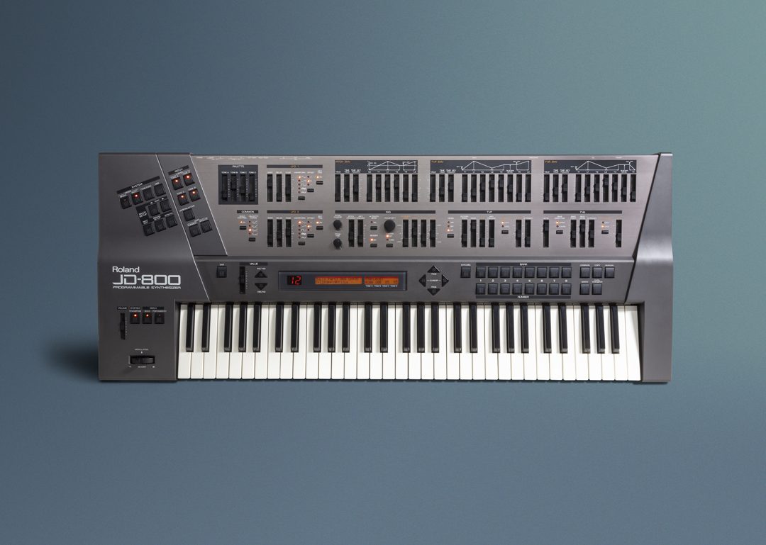 楽器Roland JD-800 シンセサイザー