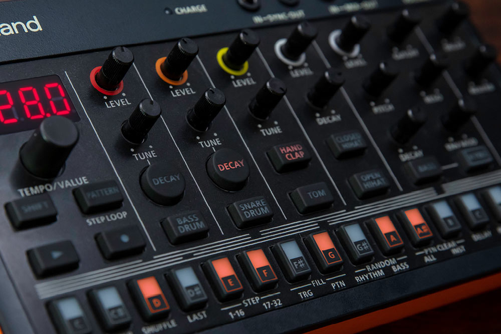 AIRA Compactを知り尽くす:T-8 Beat Machine - Roland Articles