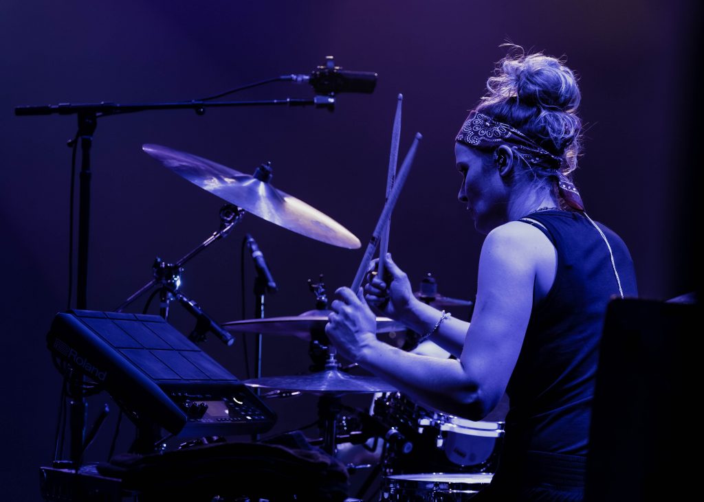 Hybrid Theory Anika Nilles Roland Articles hybrid-theory-anika-nilles-roland-articles