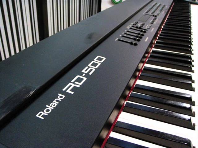 RDの軌跡: Rolandステージ・ピアノの歴史 - Roland Articles