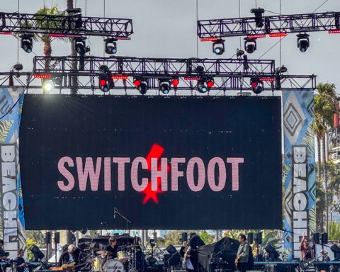 Switchfoot stage